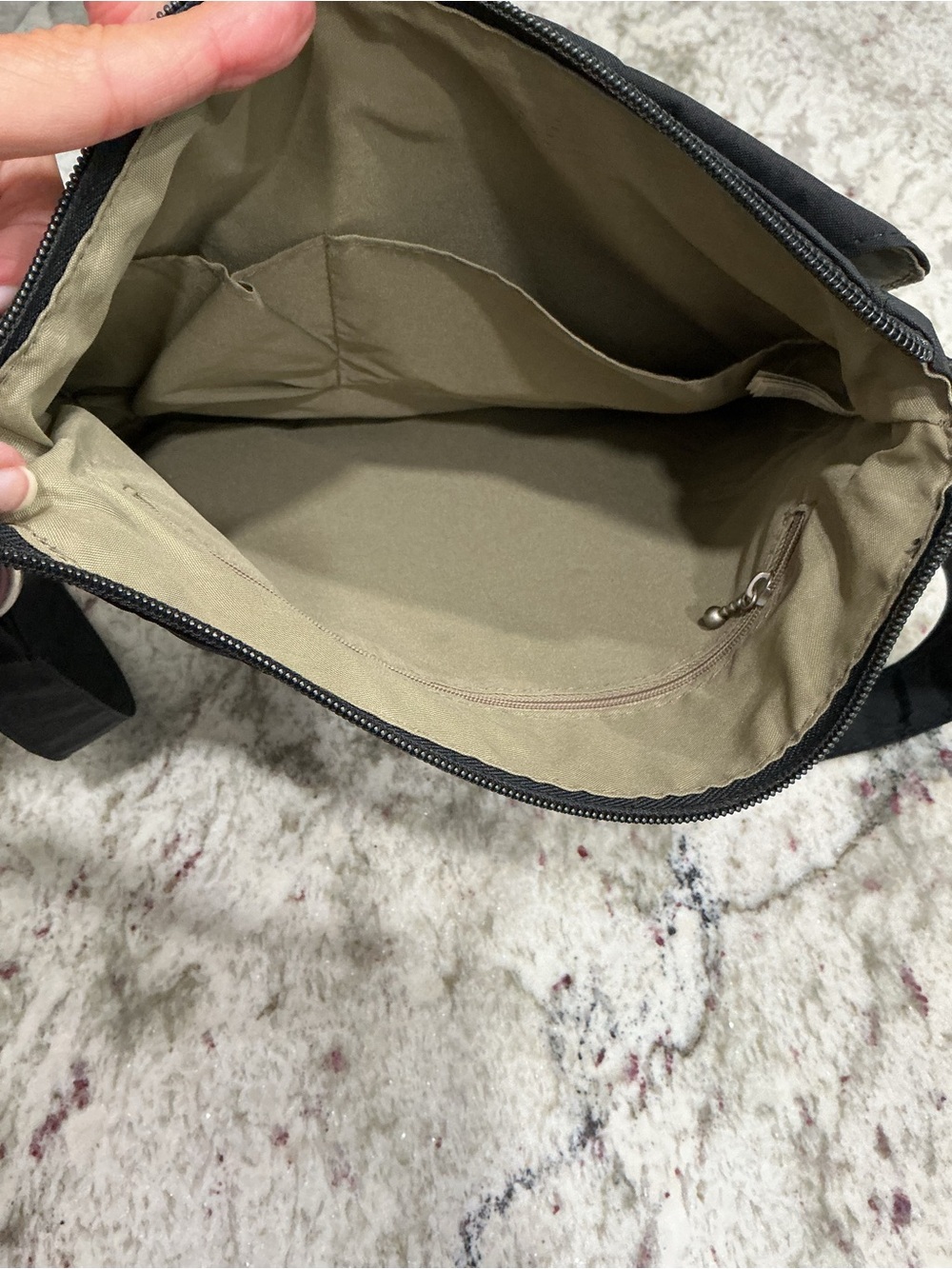 Baggallini Black Crossbody Bag - Picture 4 of 12
